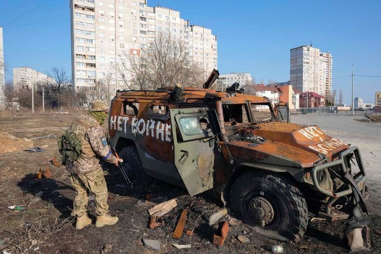 Россия объявила о готовности объявить «режим тишины» в Мариуполе для эвакуации мирных жителей.