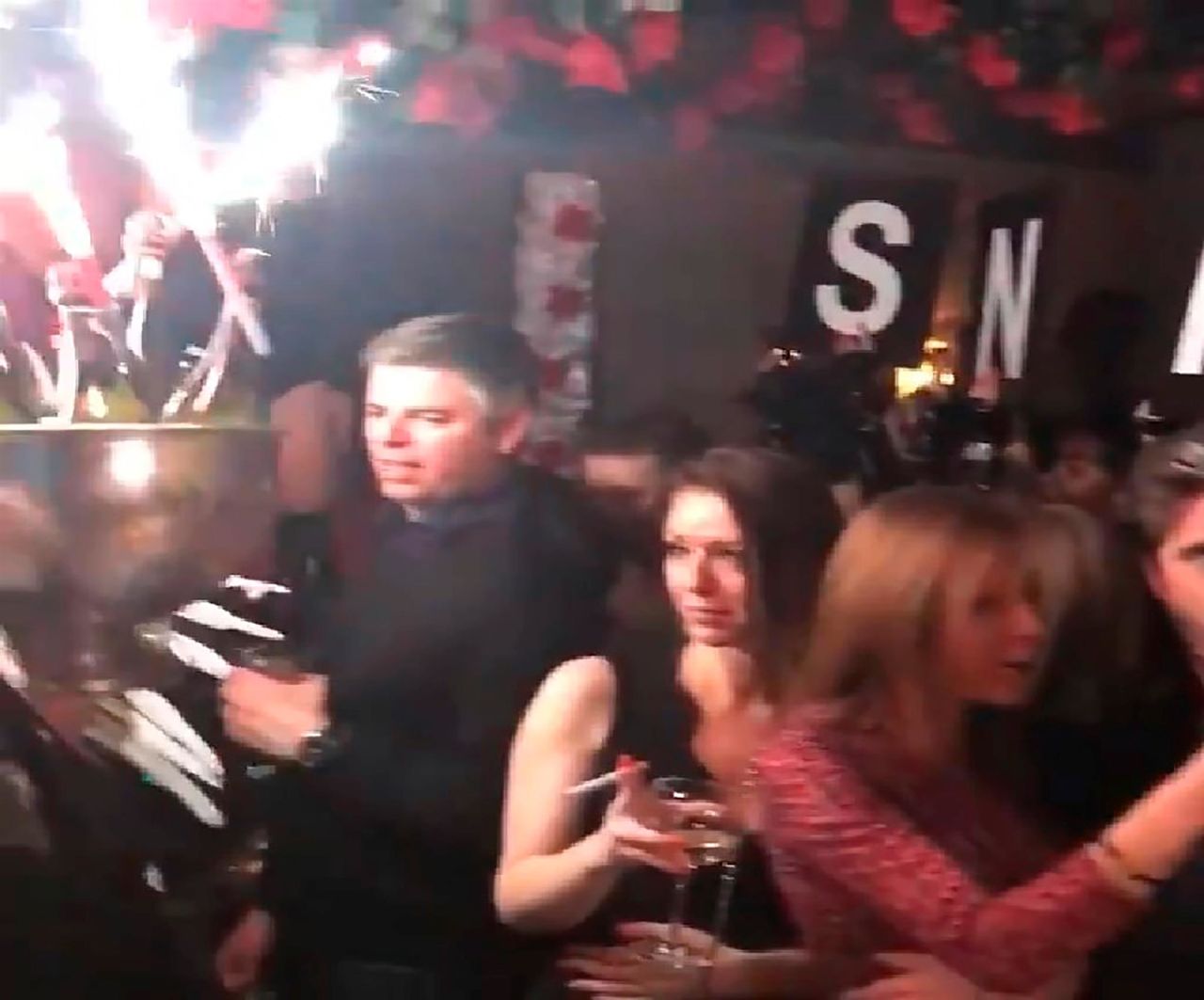 Появилось видео кутежа советника Порошенко в Куршевеле.