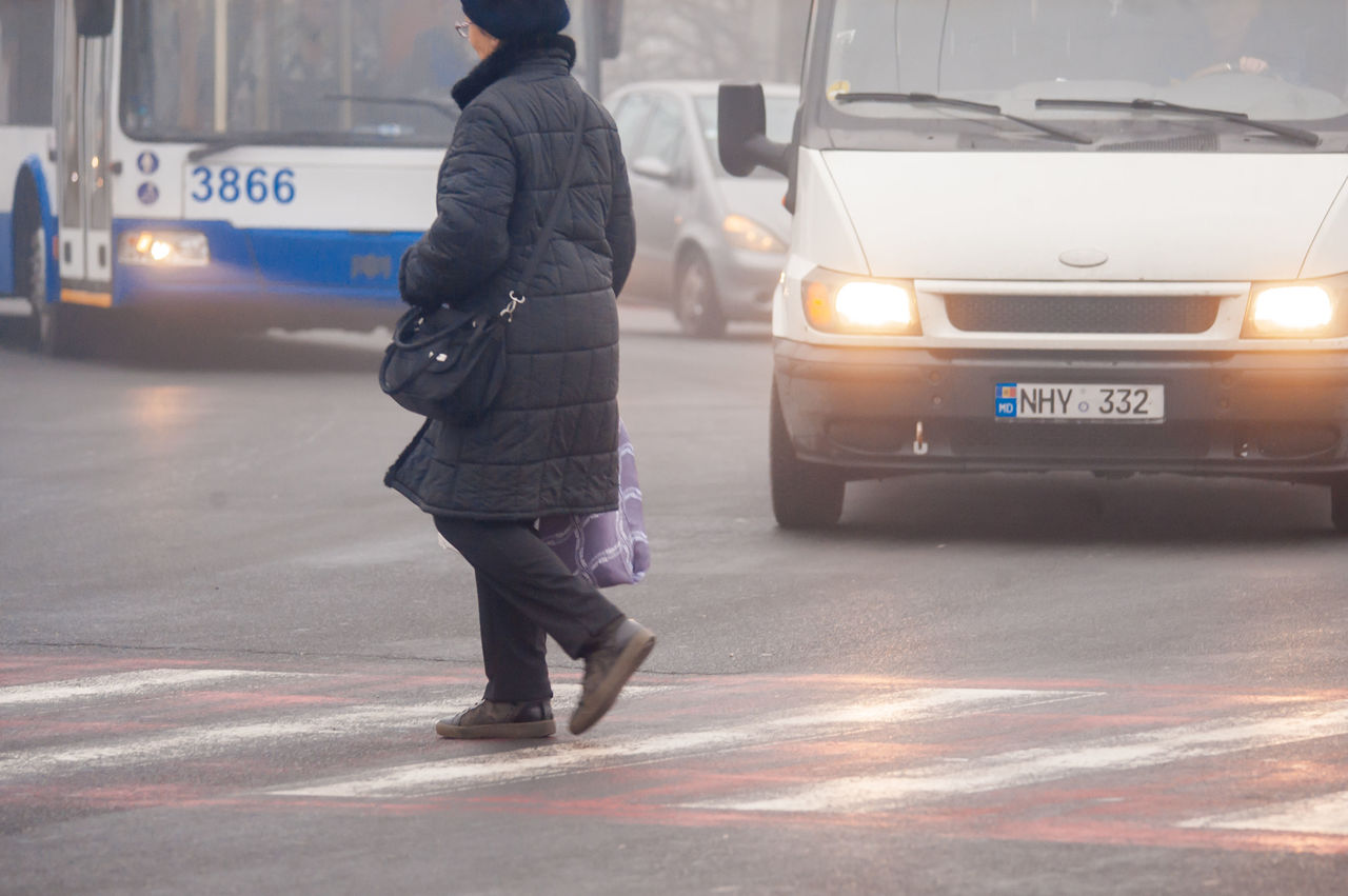 Нарушители правил перехода улицы будут наказываться штрафами от 150 до 300 леев.