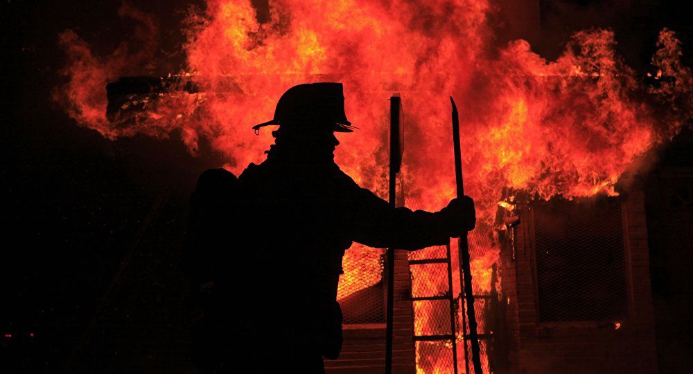 Trei persoane au decedat într-un incendiu la Chișinău. Foto: sputnik.md