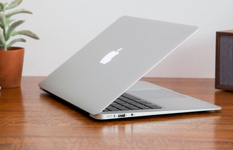 Apple pregăteşte un nou MacBook Air cu preţ accesibil