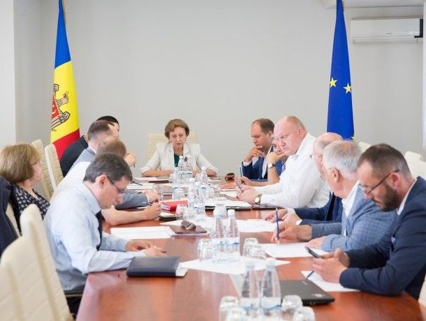 Парламент готов назначить дату всеобщих местных выборов.