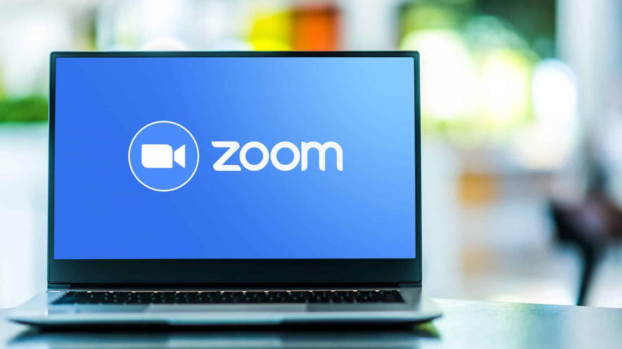 Zoom va avea un agent AI: Acesta va fi capabil să programeze întâlniri și să ia notițe.