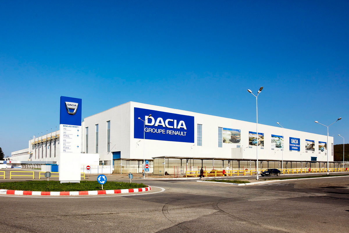 Dacia anunță concedieri voluntare cu compensații de până la 40.000 de euro