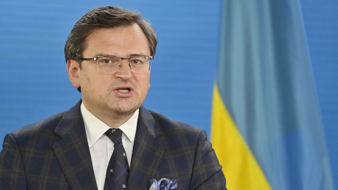 Кулеба: Мы получаем все, о чем просим, кроме двух видов оружия.