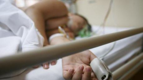 Doi bărbaţi au încercat să-şi pună capăt zilelor. Potrivit, medicilor de la Urgenţă, tentativele de suicid au avut loc ieri, în capitală.