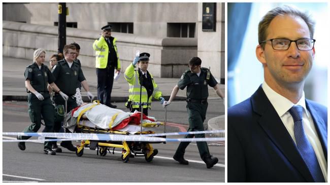 Deputatul conservator Tobias Ellwood a încercat să-i salveze viaţa ofiţerului de poliţie care a fost înjunghiat la poarta parlamentului britanic.