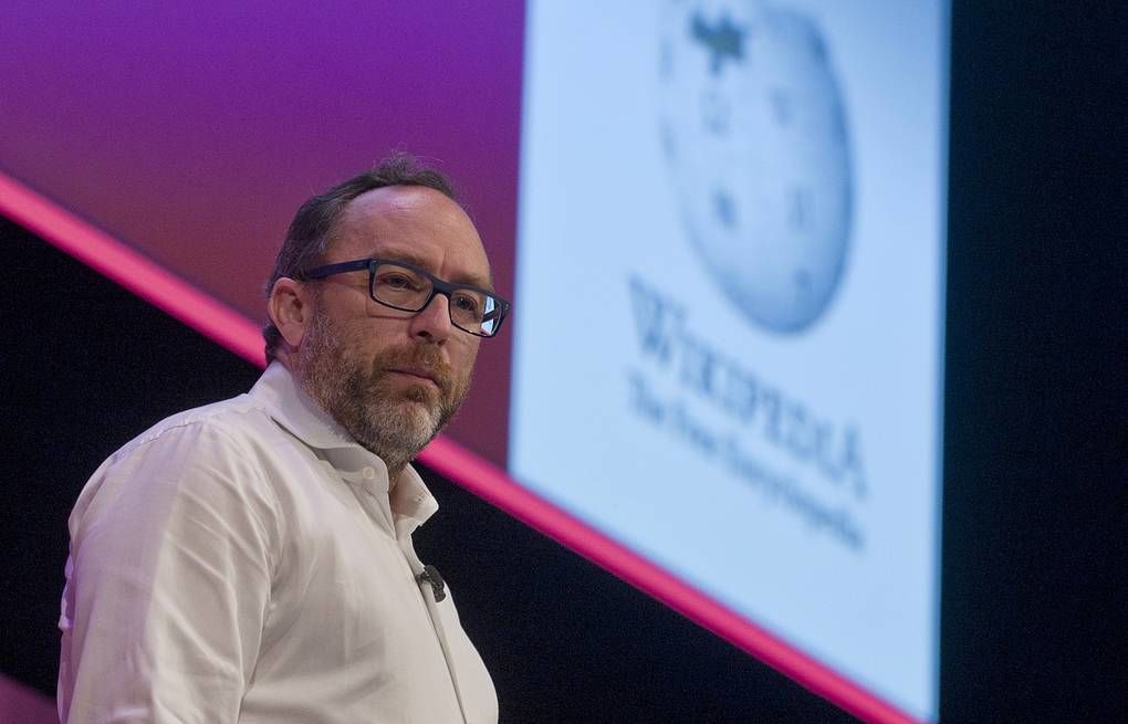 Основатель Wikipedia планирует превратить собственную соцсеть в конкурента Facebook.