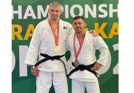 Трое спортсменов из Молдовы стали чемпионами мира по дзю-до среди ветеранов.