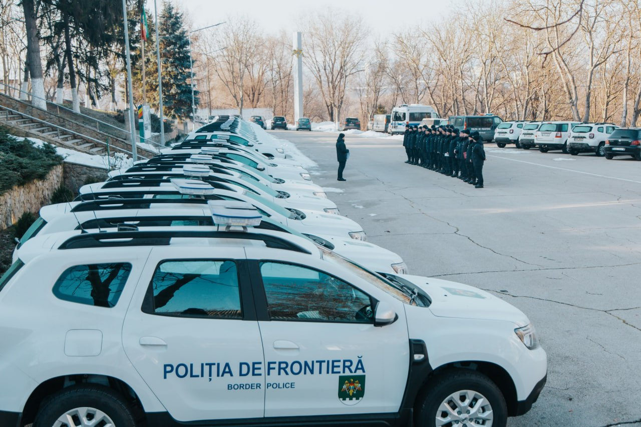 Подразделения Пограничной полиции получили 30 новых автомобилей.