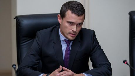 Un ofiţer al armatei ruse care intenţiona să intre în Moldova, a fost reţinut pe aeroportul din Chişinău. Foto: gospmr.ru