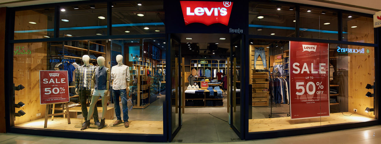 Американская сеть Levi’s окончательно ушла из России.