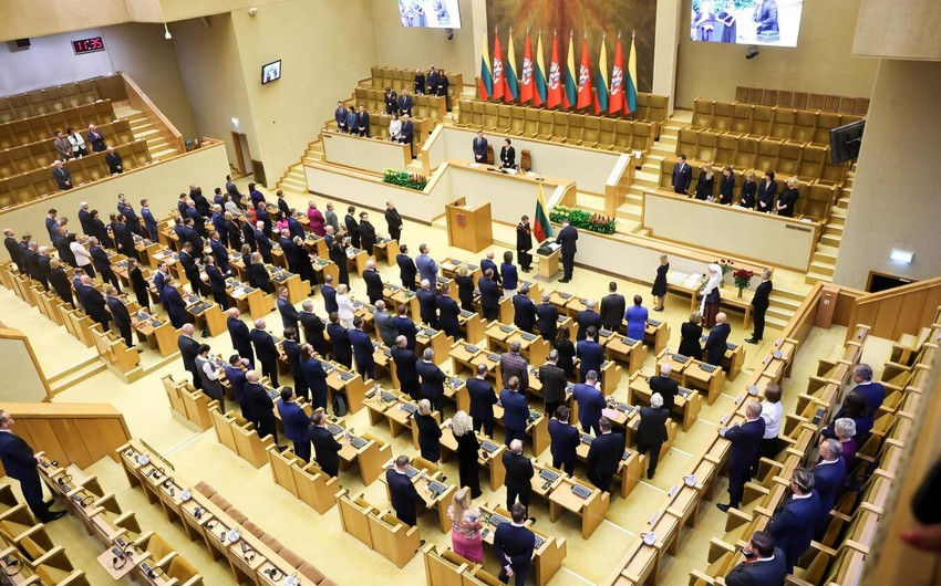 Правительство Литвы сложило полномочия.