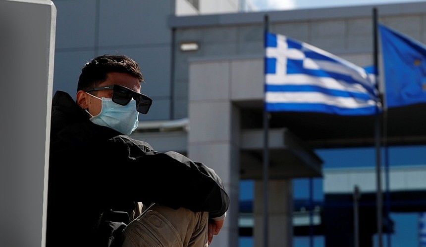 Греция усиливает ограничения на наземных границах из-за второй волны пандемии.