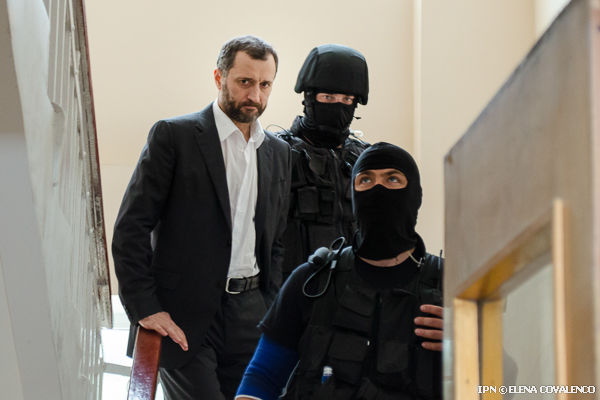 Экс-премьер Молдовы Влад Филат в суде.