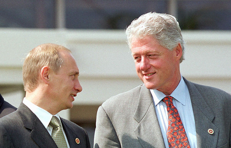 Российский президент Владимир Путин сообщил, что предлагал бывшему американскому лидеру Биллу Клинтону рассмотреть возможность вступления России в НАТО.