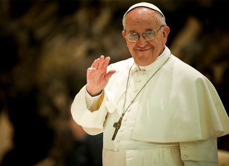 Suveranul pontif consideră că „oamenii și întreaga creație nu trebuie să fie în serviciul banului: consecințele a ceea ce este gata să se întâmple sunt sub ochii noștri, ai tuturor”, a spus el.