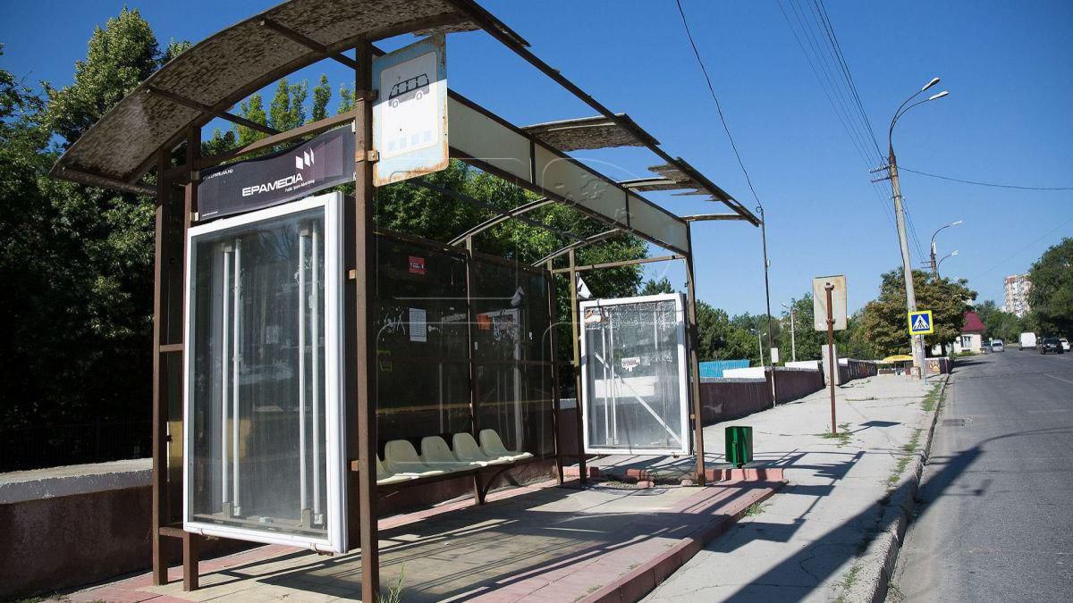 В столице всего около 600 остановок общественного транспорта.