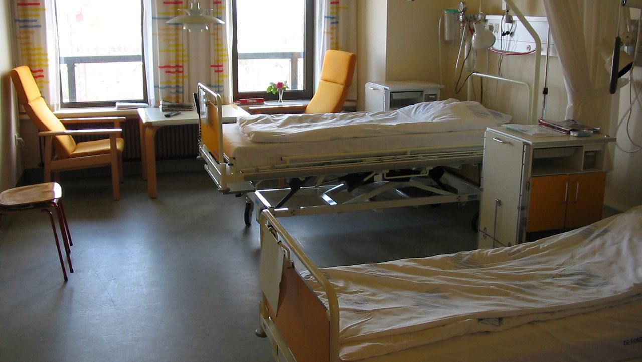 Paturile din Institutul de Medicină Urgentă vor fi înlocuite cu altele noi şi performante. Foto: infoprut.ro