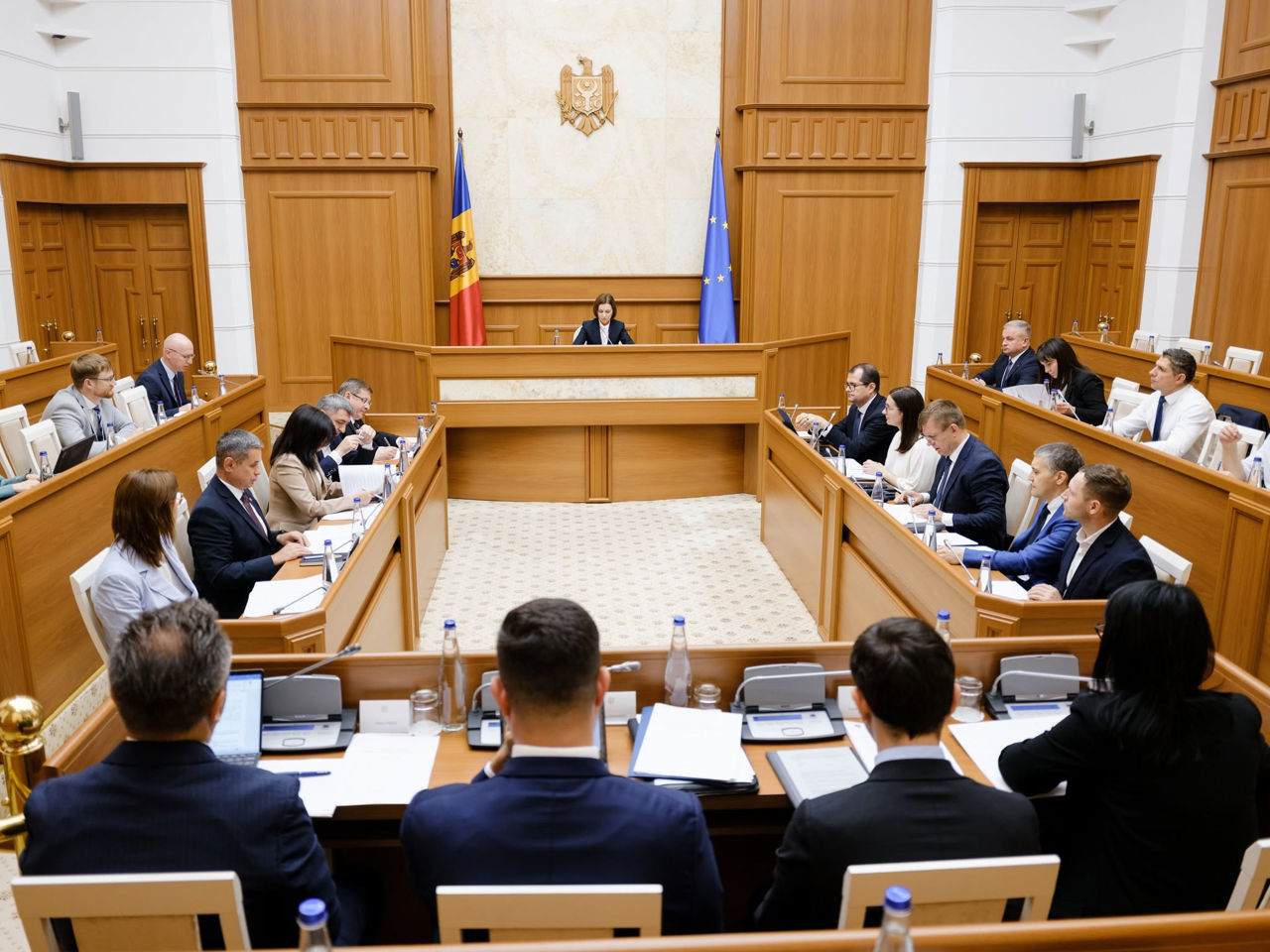 Тофан: Правительство будет готово обеспечить экономику и граждан водой, светом и теплом.