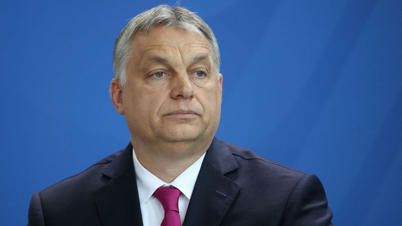 Орбан на закрытой встрече со сторонниками заявил о развале ЕС в ближайшее время.