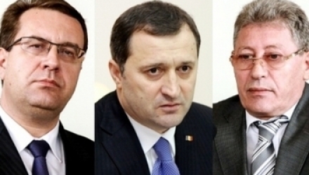 Guvernul a căzut marţi, 5 martie, în urma iniţierii unei moţiuni de cenzură de către PCRM
