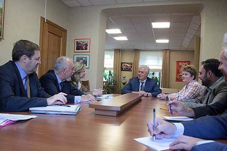 Дипломаты отметили, что в Молдове необходимо проводить политику укрепления статуса нейтралитета, а также убеждать внешних партнеров в необратимости курса нейтрального государства.