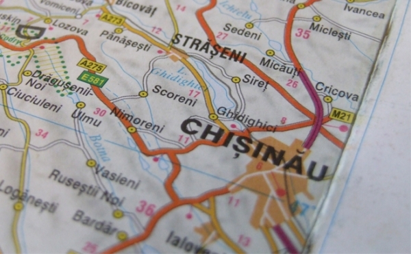 Republica Moldova a devenit ţară de tranzit pentru migranţi din ţări ca Africa sau Asia, care îşi propun să ajungă în Europa. 