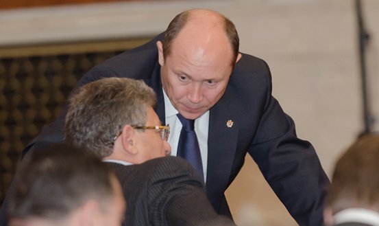 Liberal democrații reacționează la declarațiile liderului PL, Mihai Ghimpu, care acuză PLDM de uzurparea puterii în stat.