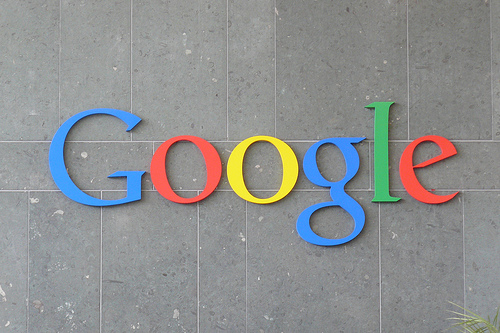 Hot searches, disponibil la www.google.com/trends/hottrends, este o noua pagina a celor de la Google. Foto: mydevice.md