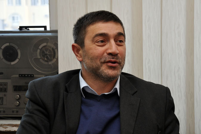 У политиков Молдовы есть все основания страшно завидовать Юрию Рошке - пожалуй, никто из них и никогда не был так востребован.