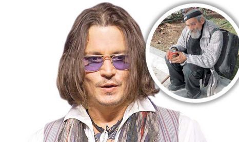  Actorul Johnny Depp (49 de ani) a angajat doi oameni fără adăpost pentru a apărea ca figuranţi în viitorul său film, “Transcendence”. 