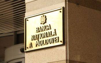Ponderea împrumuturilor neperformante în totalul creditelor continuă să crească