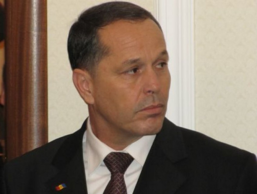 Ministrul de Interne, Alexei Roibu a dezmințit informațiile și a precizat că este mulțumit de activitatea direcţiei Antidrog