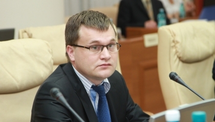 Noul ministru va putea fi numit după ce PL, partidul care deține această funcție în urma partajării în cadrul AIE, va identifica un candidat.