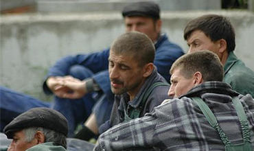 Majoritatea migranţilor moldoveni muncesc în Rusia în domeniul construcţiilor şi comerţ. Foto: alfanews.md