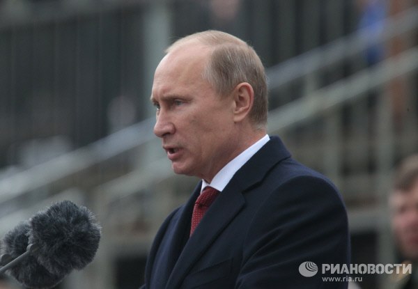 Путин внес в Госдуму законопроект, которым усиливается административная и вводится уголовная ответственность за нарушение Правил регистрационного и миграционного учета граждан.