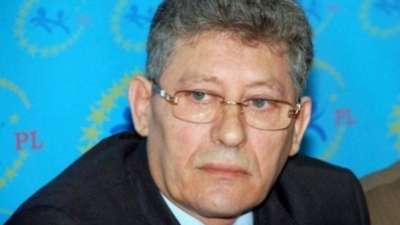 Гимпу с подозрением относится к Кристине Кожокару и Виорелу Михэилэ, которые претендуют на должность вице-директоров Национального центра по борьбе с коррупцией.
