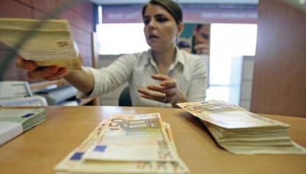 Persoanele cu funcţie de răspundere din cadrul băncilor vor achita amenzi de până la 2 mii de lei.