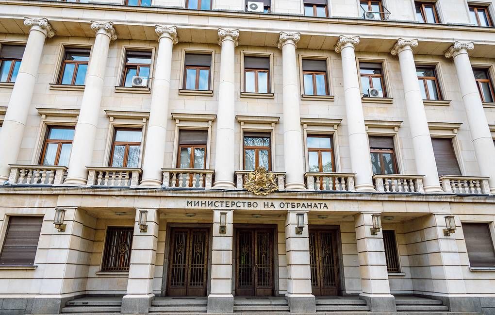 В Болгарии задержали шестерых сотрудников Минобороны по подозрению в шпионаже в пользу РФ.
