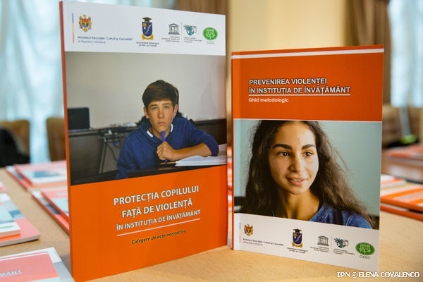 Specialiștii în educație sunt instruiți să combată violența în școli