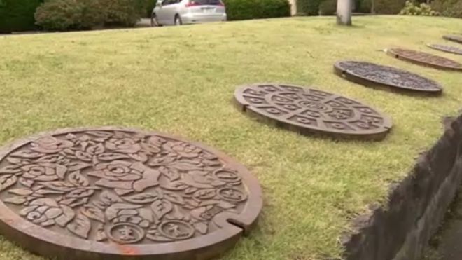 Japonia: Loterie neobișnuită! Sute de persoane au jucat pentru…capace de canalizare