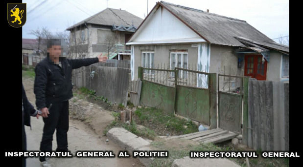Doi bărbați, reţinuţi pentru că ar fi omorât un bătrân după ce au consumat alcool. Foto: igp.md