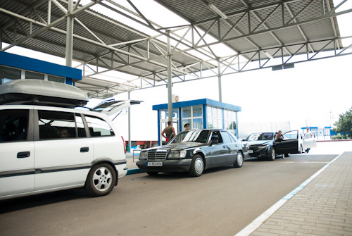 Un lot de peste 14 mii de țigări de contrabandă au fost descoperite într-un autocar de pe ruta Bălţi – Bucureşti.