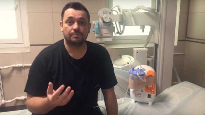 42-летний певец Сергей Жуков отменил летние концерты группы «Руки вверх!» из-за проблем со здоровьем. 