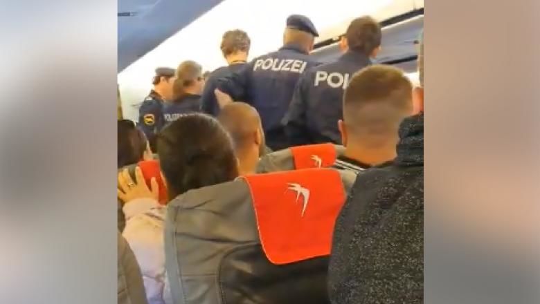 Пассажир румын избил стюардессу: самолет пришлось срочно посадить в Вене.