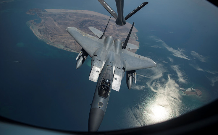 стребитель ВВС США F-15 упал в Северное море у побережья Великобритании. 