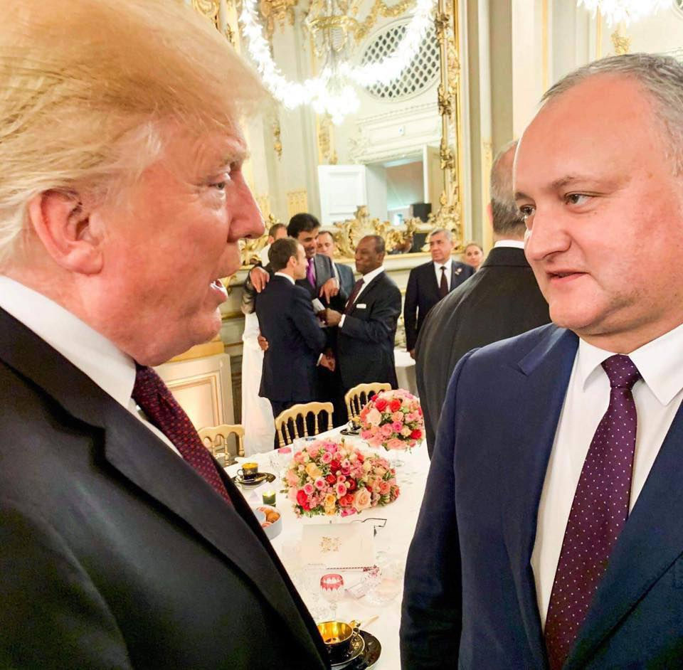 Додон предложит парламенту поддержать мирный план Трампа.