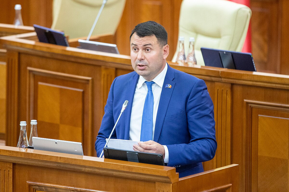 Партия Костюка примет участие в консультациях с Майей Санду.