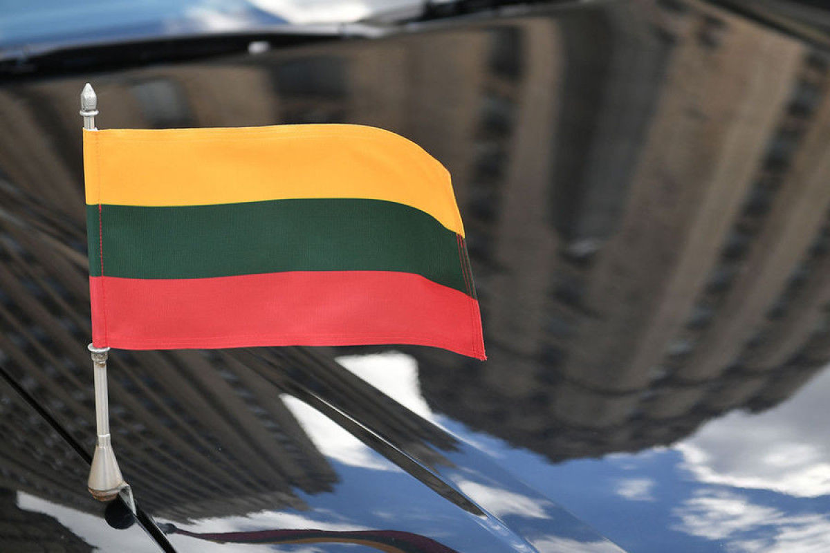 Protest de amploare împotriva unei noi coaliții cu un partid antisemit, planificat în Lituania.